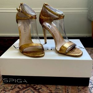 Via Spiga Gold Tiara Lizard Texture Heels